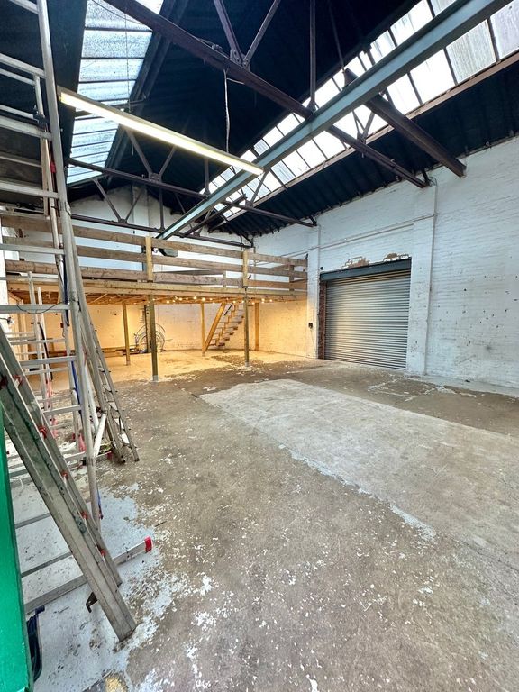 Property photo 2 of 5 A855Ff9C-94F9-4A04-B641-9B01B0C5551C_1_201_A.Jpeg