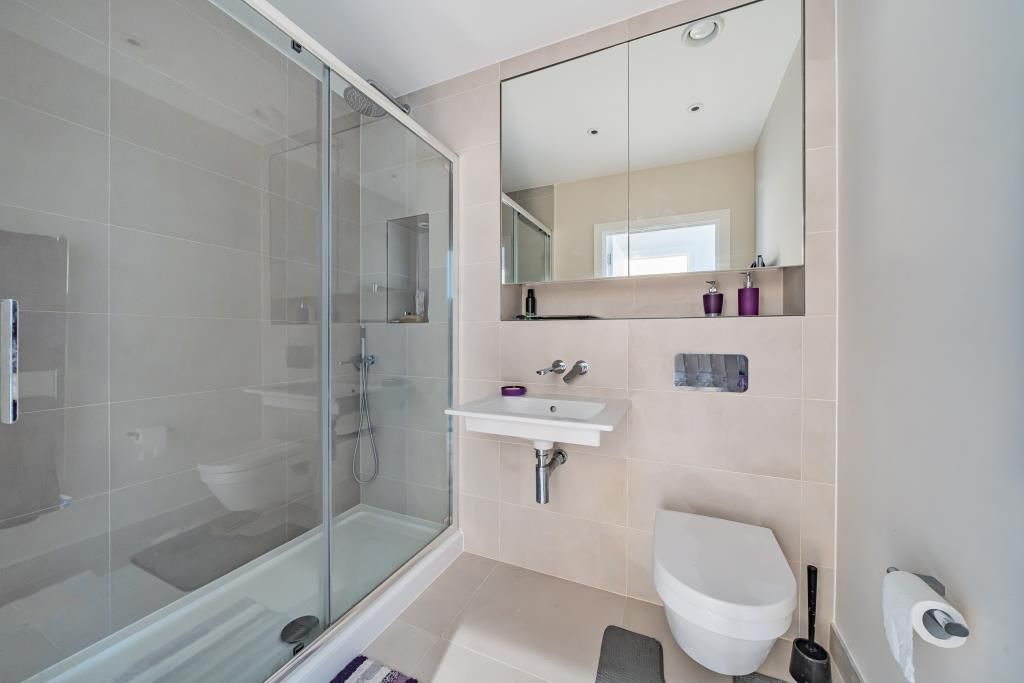 Additional image 13 of 2 bed flat for saleGreen Park, Reading, Berkshire RG2