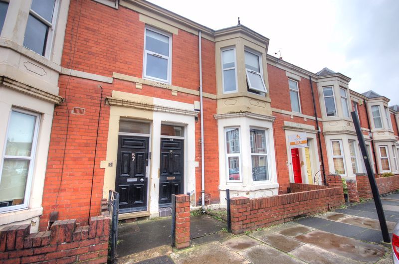 Property photo 1 of 8 Photo 8