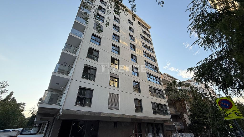 Property photo 3 of 21