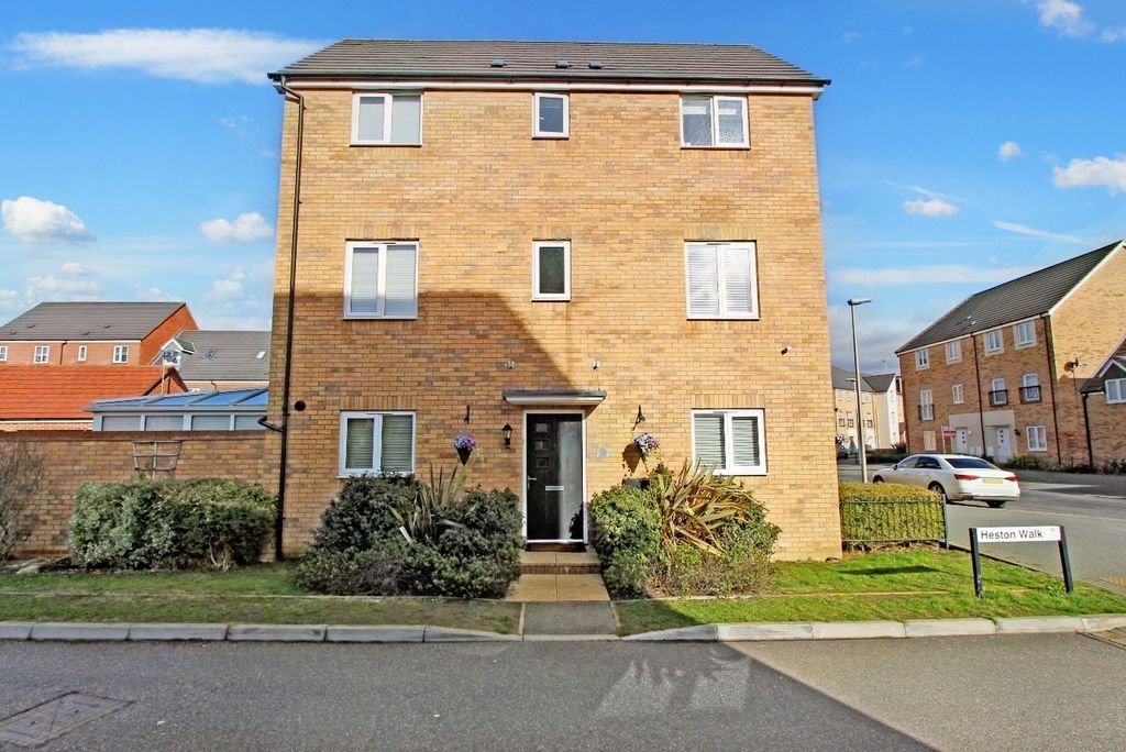 Property photo 2 of 33