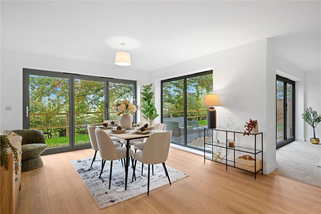 Property photo 3 of 23 Picture No. 26