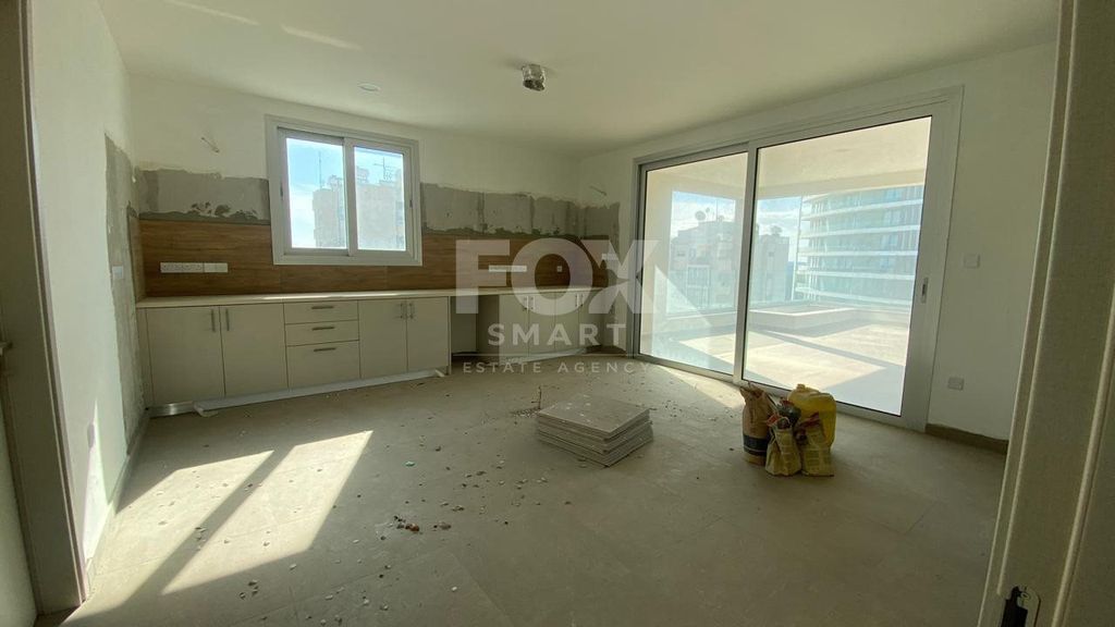 Property photo 3 of 28