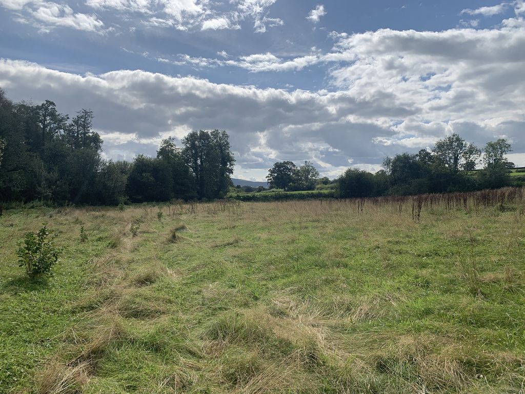 Property photo 3 of 5 Not Specified