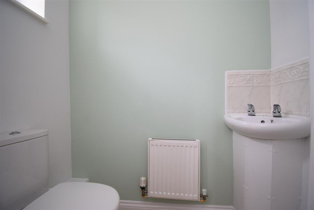 Property photo 3 of 14