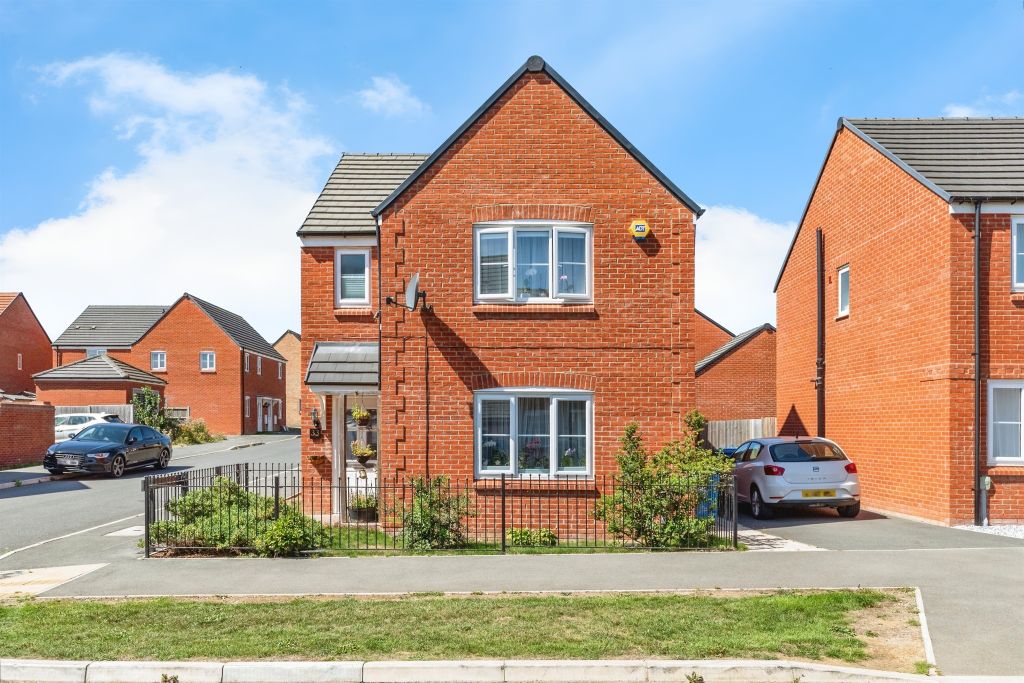 Property photo 2 of 17