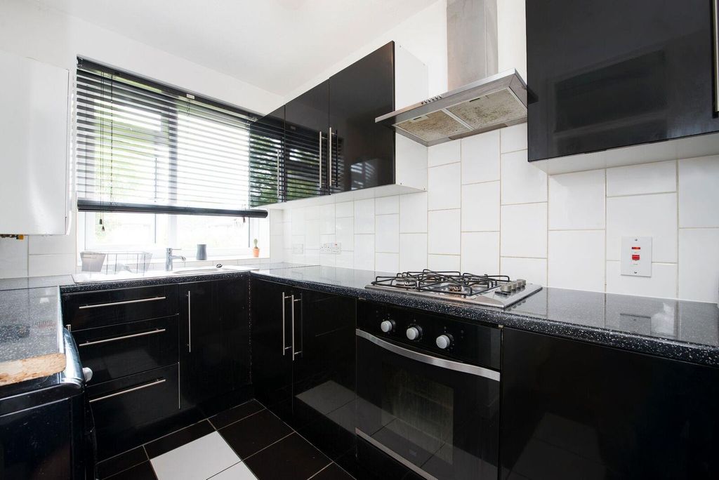 Property photo 2 of 9 Helliwell & Co.