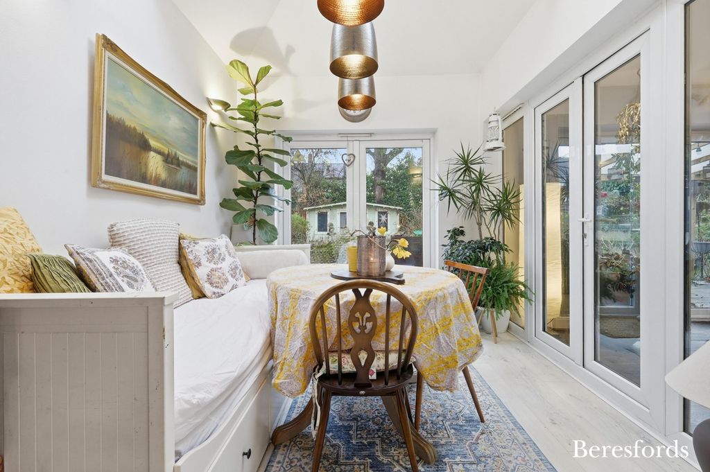 Property photo 3 of 29 Picture No. 21