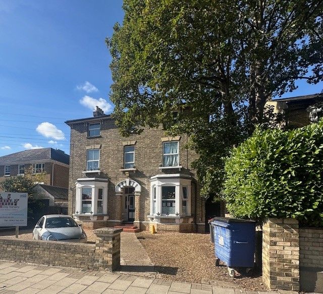 Property photo 1 of 5