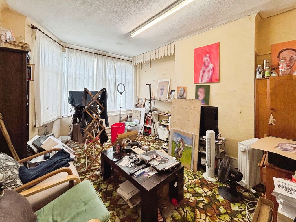 Property photo 3 of 14 Pbox-Img.Jpg