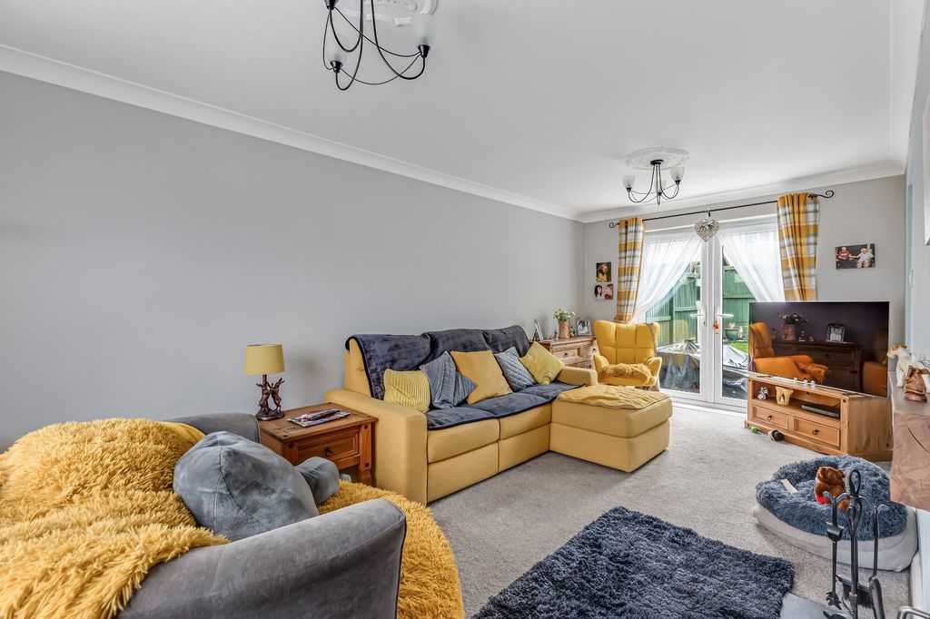 Property photo 2 of 21 Picture No. 09