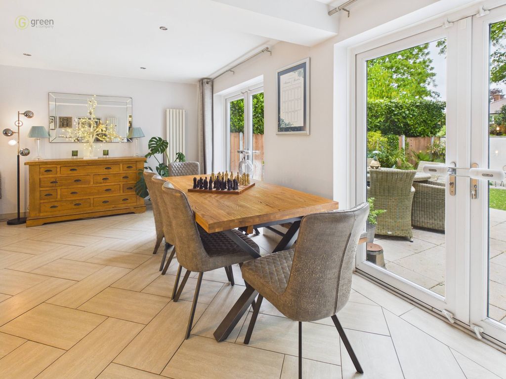 Property photo 3 of 31 A534Af5B8B7A49d4A002890888294E9F100Cam04425G0Pr0404Still030