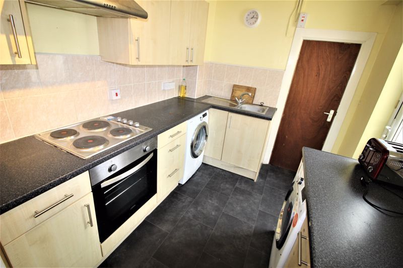 Property photo 3 of 8 Photo 8