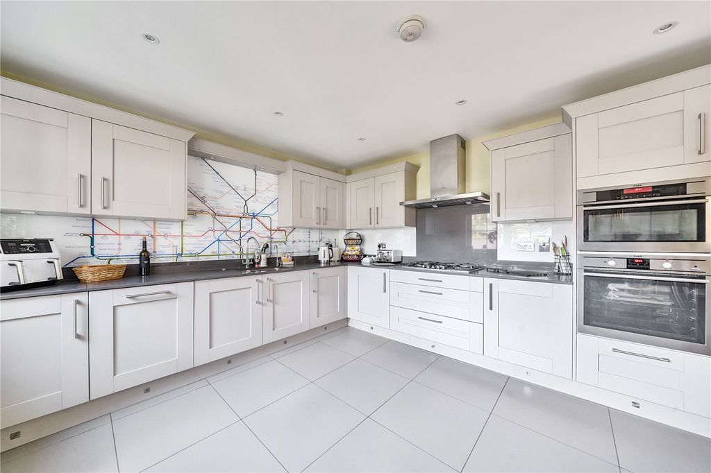 Property photo 3 of 19 Picture No. 19