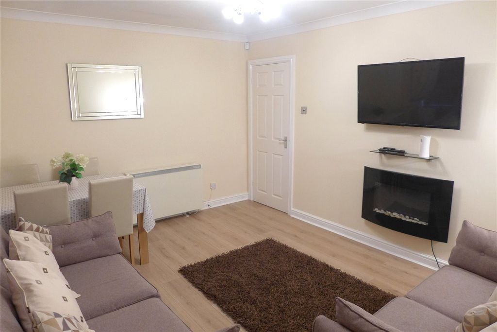 Property photo 3 of 8 Picture No. 07