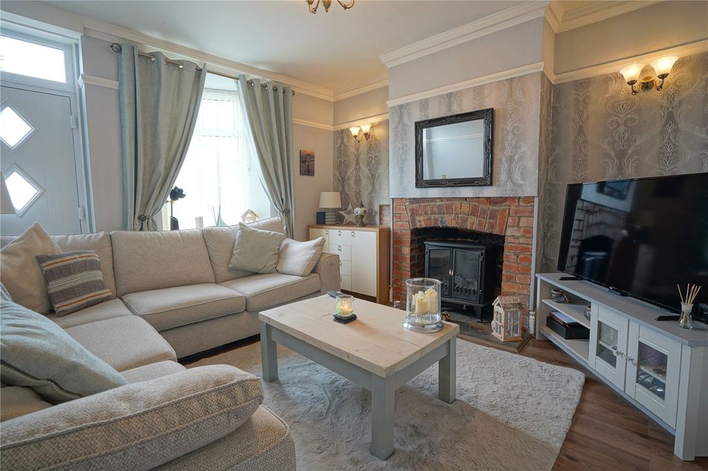 Property photo 2 of 11 Picture No. 09