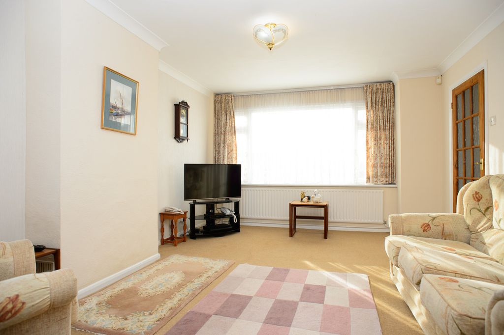 Property photo 3 of 14