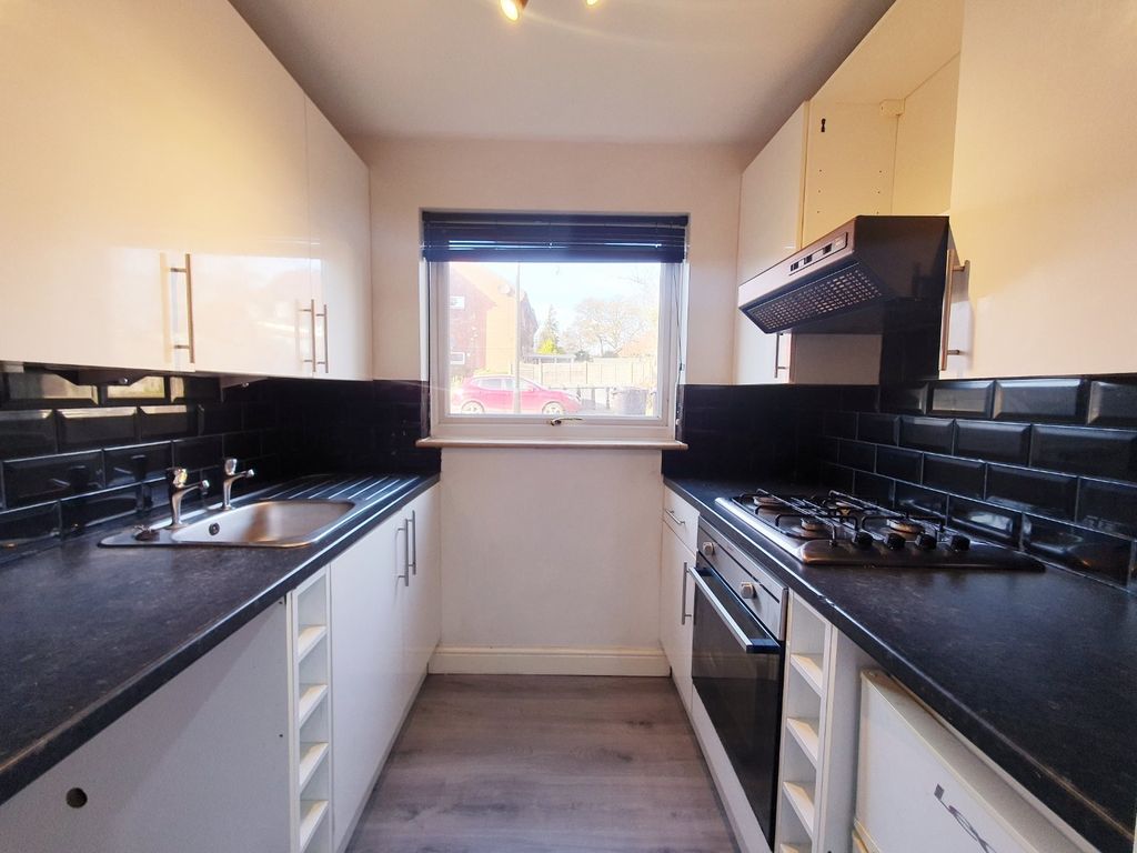 Property photo 2 of 10 Picture No. 17