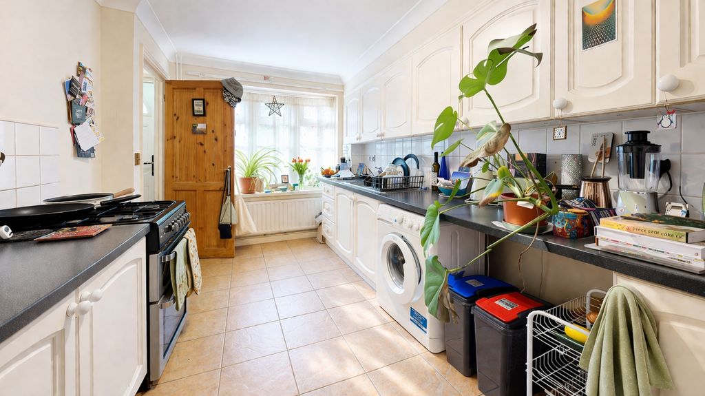 Property photo 2 of 7 Picture 2