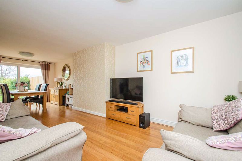 Property photo 2 of 20 Photo 4