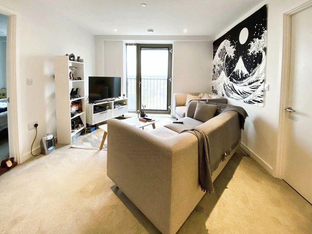 Property photo 2 of 9 A060Ff03-Whatsapp 20