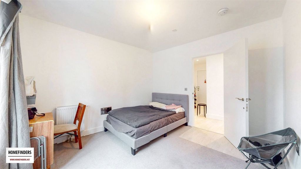 Property photo 3 of 15 Picture No. 02