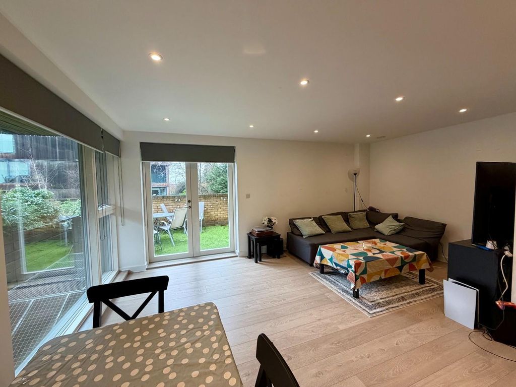 Property photo 3 of 6 Img_0115.Jpeg