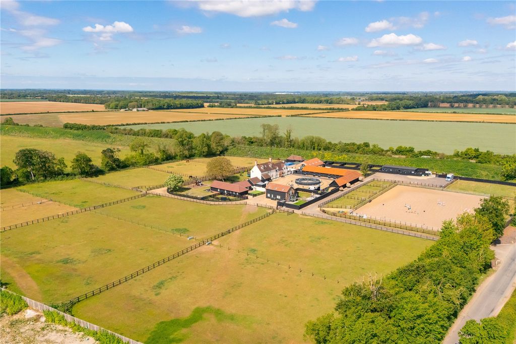 Property photo 2 of 28 Aerial