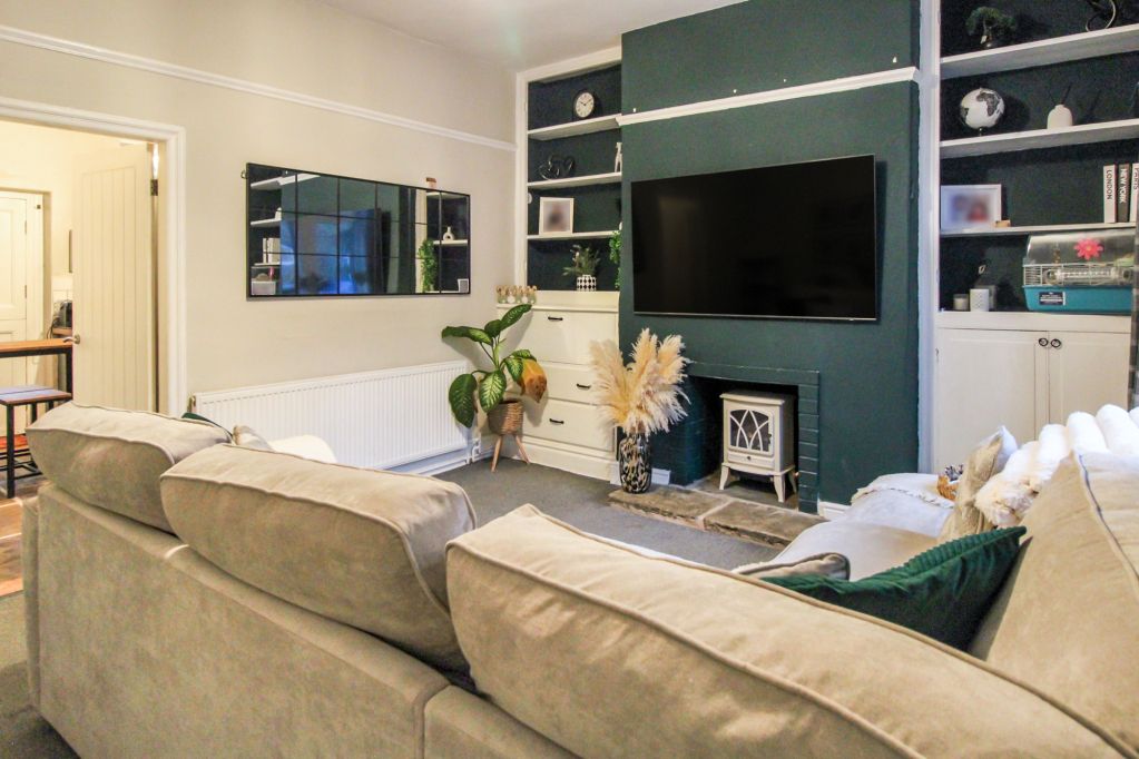 Property photo 3 of 14 Living Room