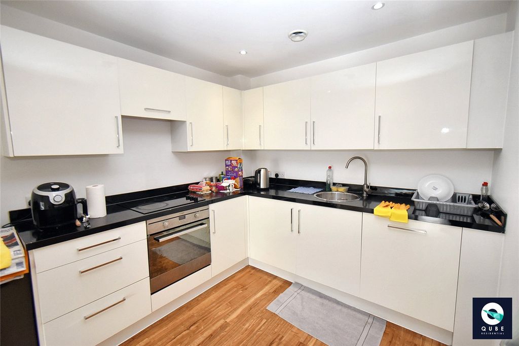 Property photo 3 of 7 Picture No. 01