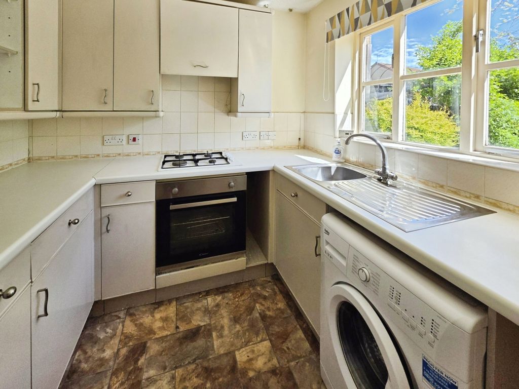Property photo 1 of 4