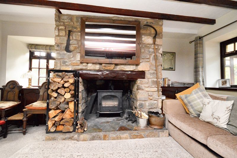 Property photo 3 of 21 Photo 11