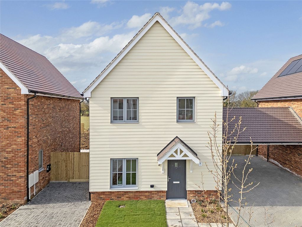 Property photo 1 of 10 The Honeysuckle