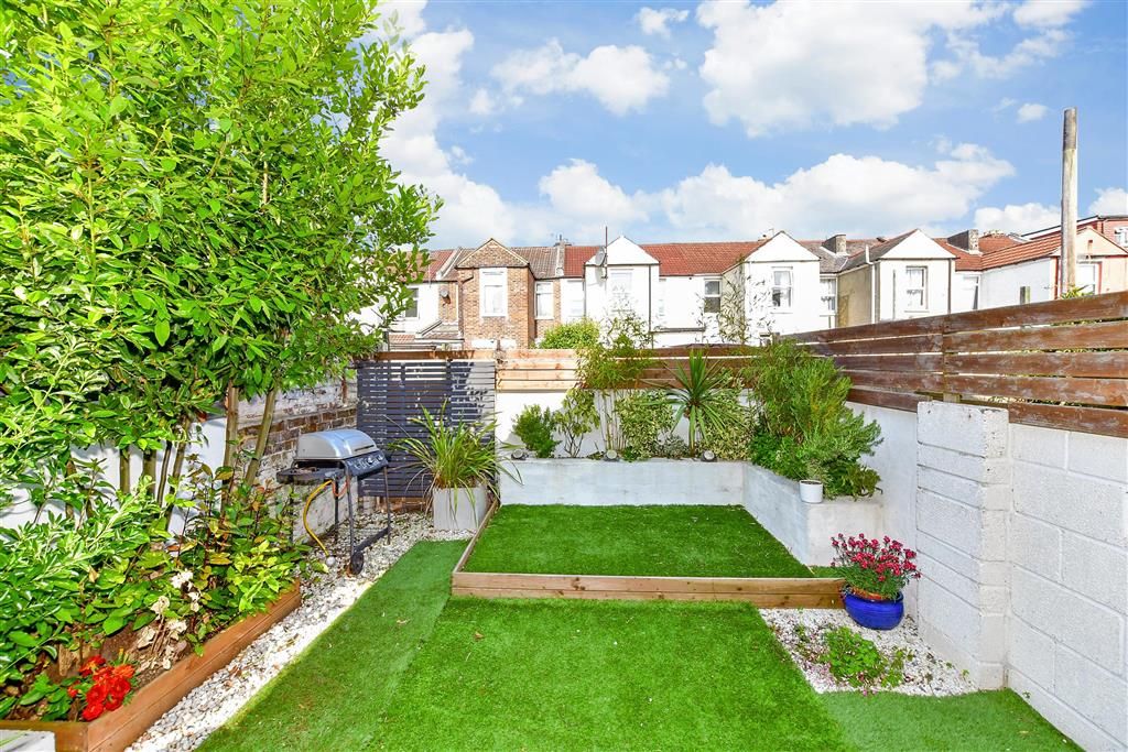 Property photo 1 of 12 Rear Garden