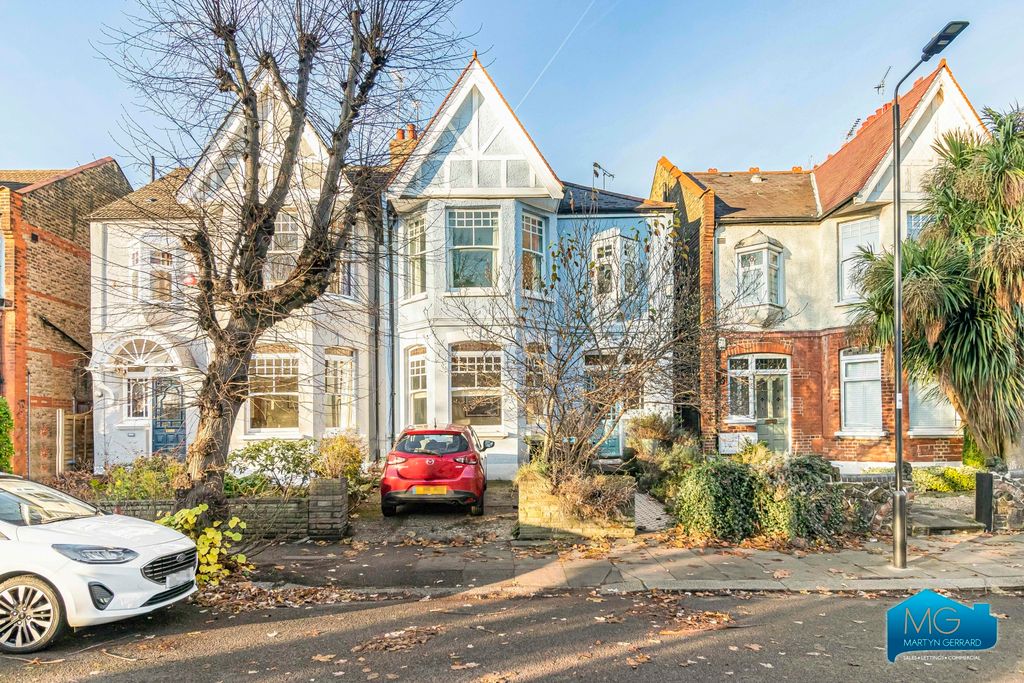 Property photo 1 of 29 Picture No. 03