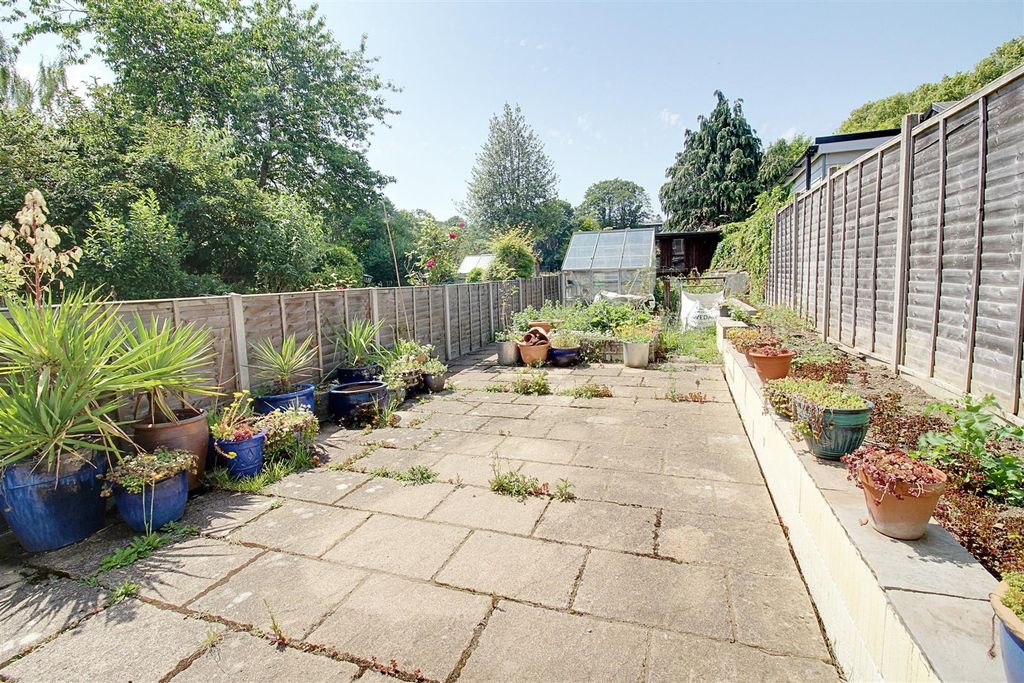 Property photo 2 of 23 Img_5528-Img_5530.Jpg