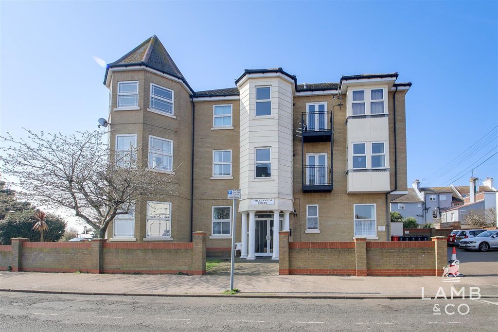 Property photo 2 of 12 Img_8333-Img_8337.Jpeg