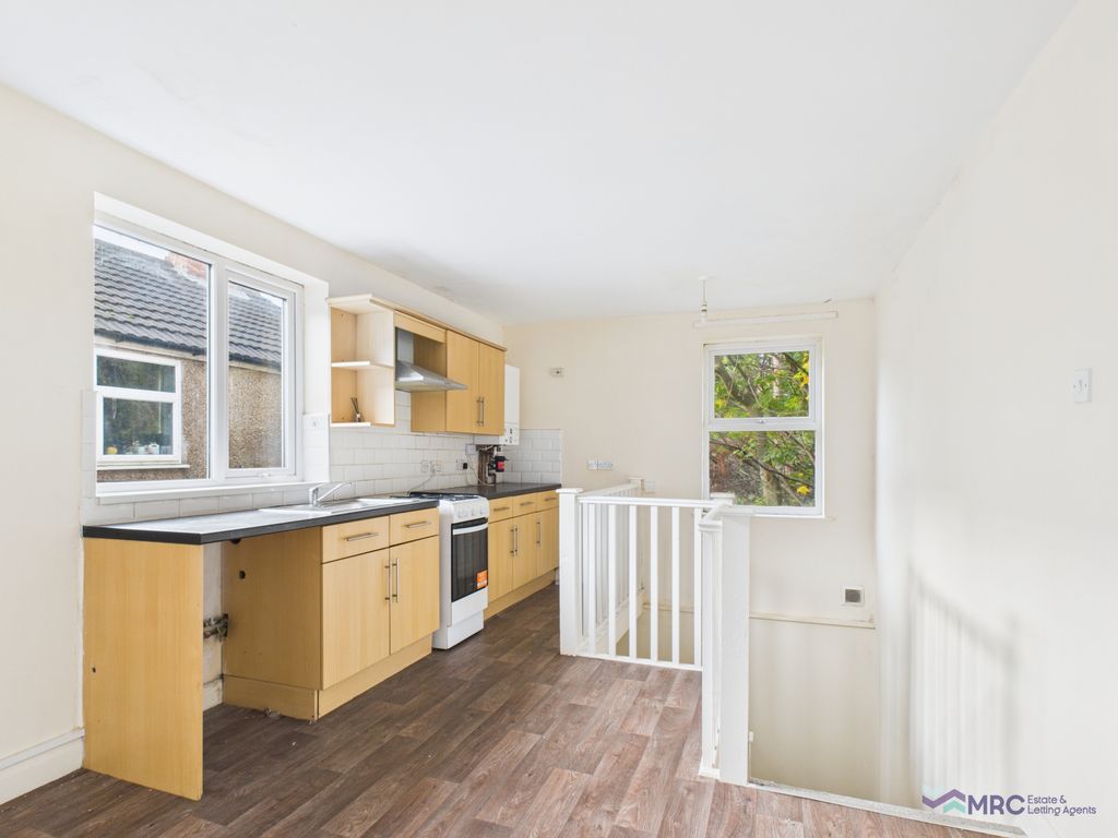 Additional image 4 of 2 bed flat to rentHainton Avenue DN32