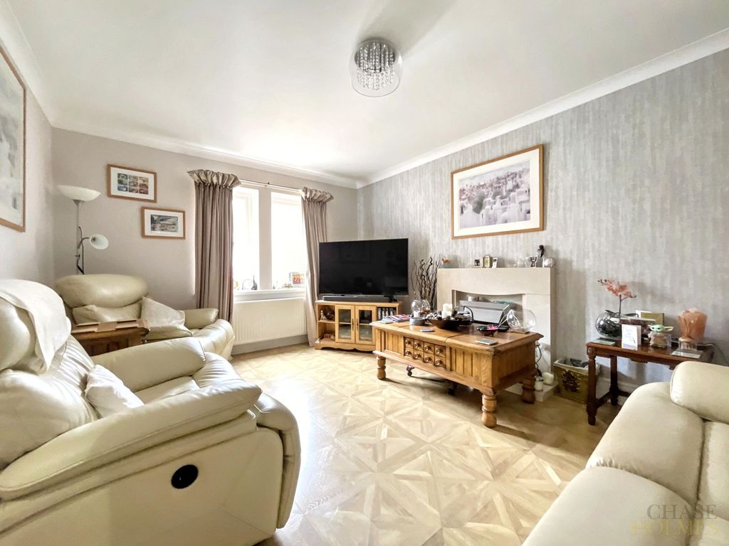 Property photo 2 of 24