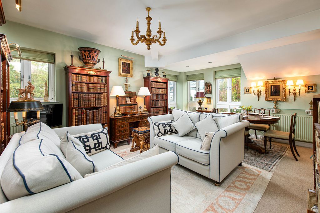 Property photo 1 of 14