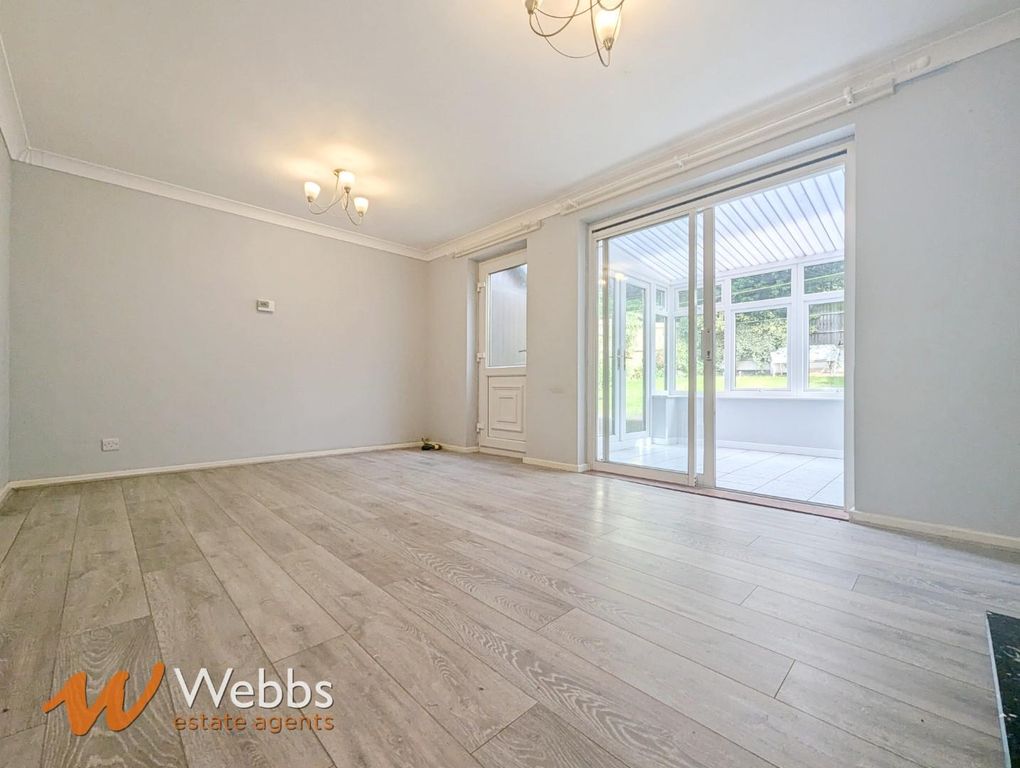 Property photo 3 of 14 Lounge 2.Jpg