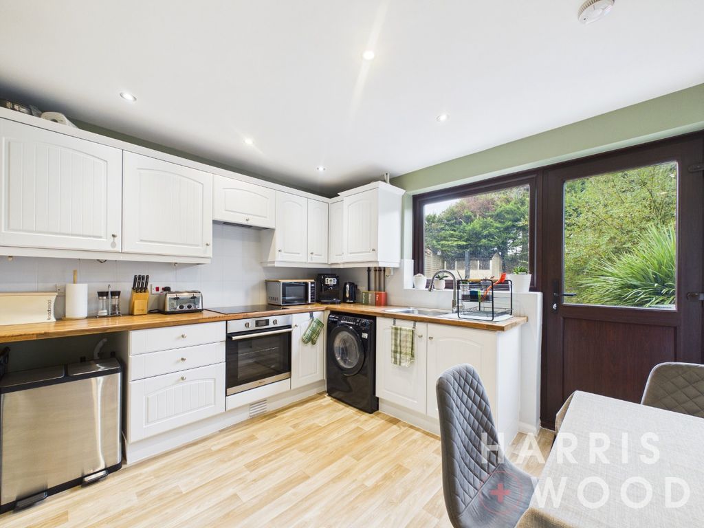 Property photo 2 of 15 5395315