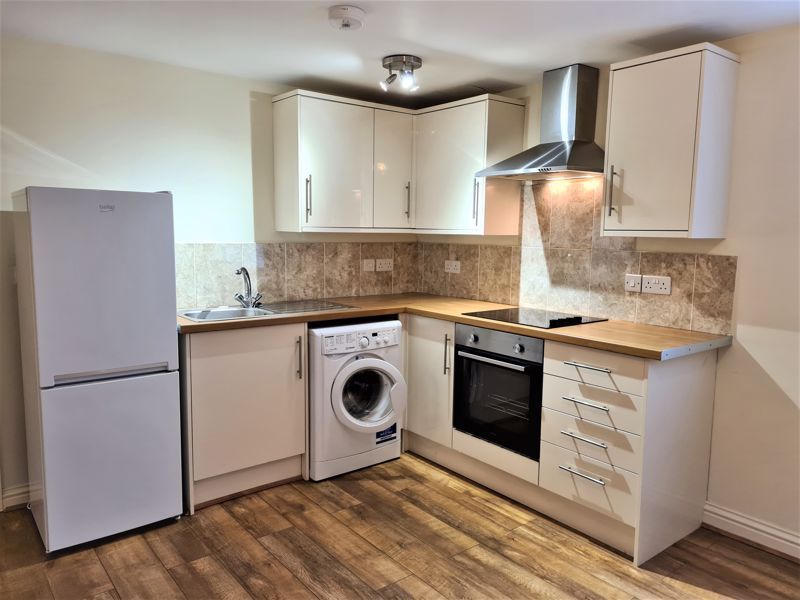 Property photo 2 of 6 Kitchen
