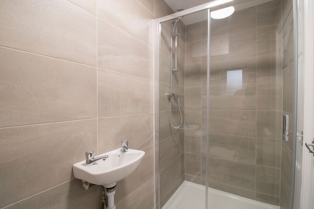 Additional image 16 of 4 bed terraced house for sale5 High Street, Newbridge NP11