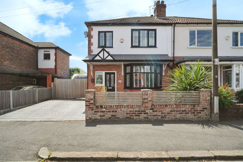 Property photo 1 of 18 Front