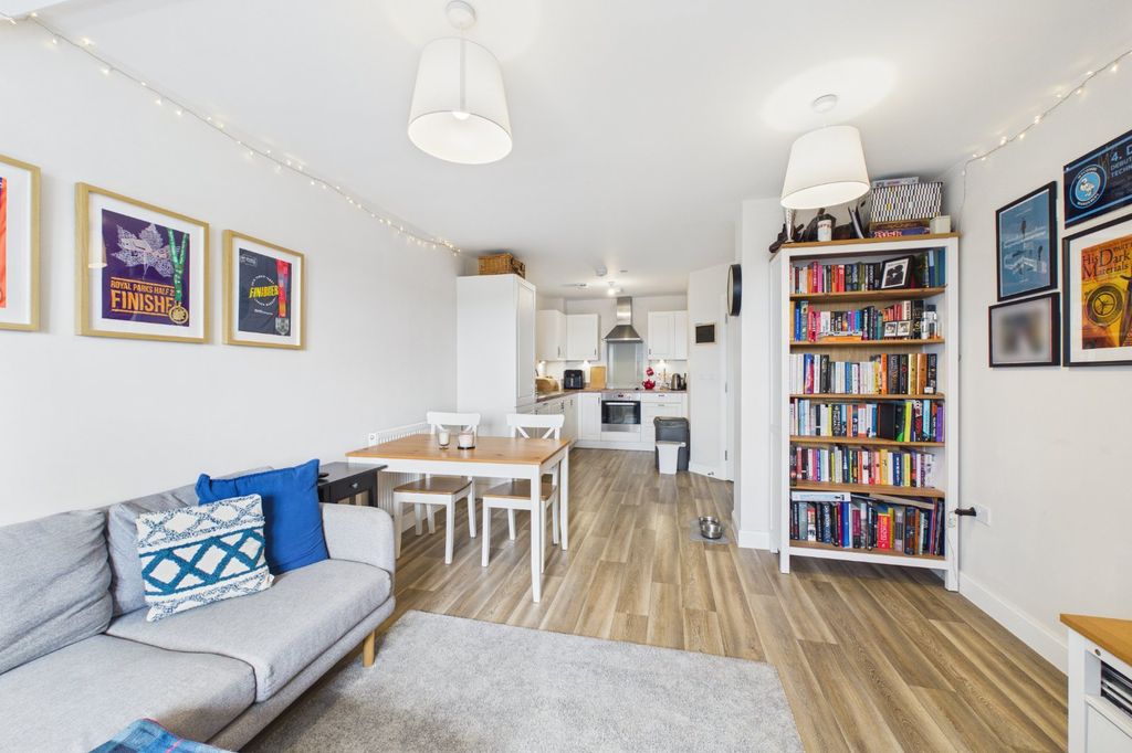 Property photo 3 of 9 Picture No. 01