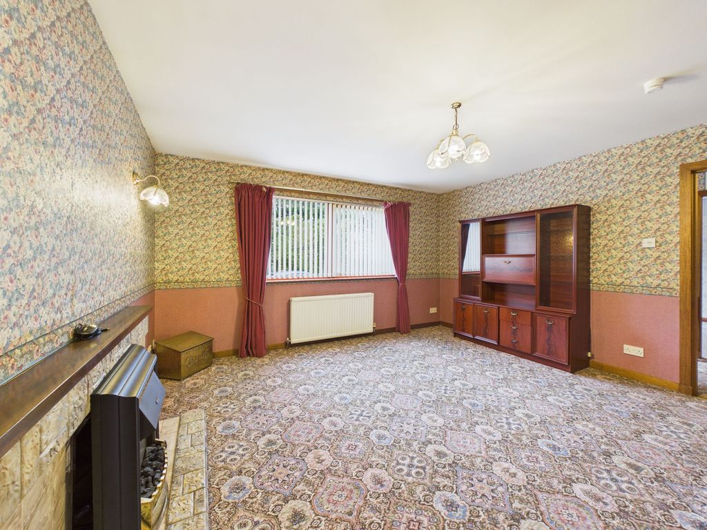 Property photo 3 of 28