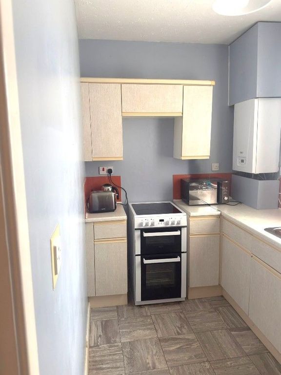 Property photo 3 of 6
