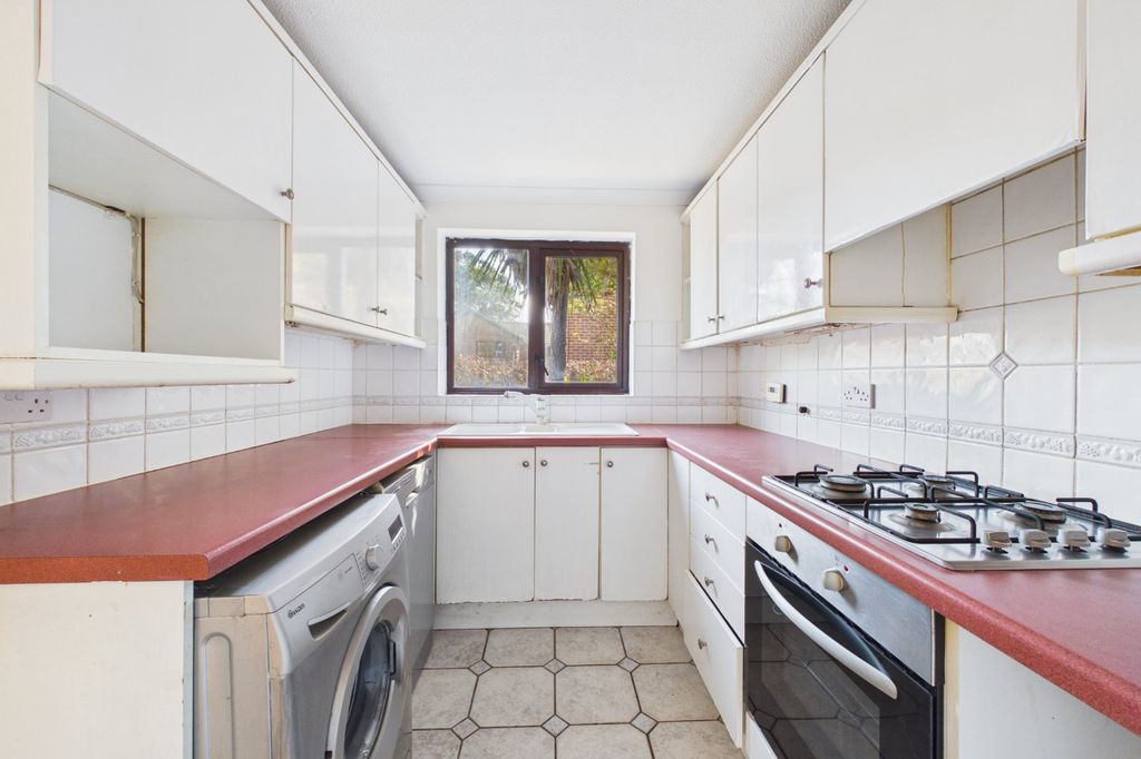 Property photo 3 of 12 Picture No. 05