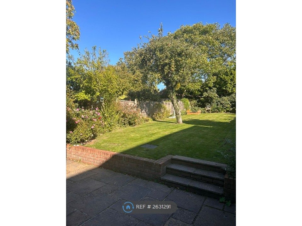 Property photo 3 of 18